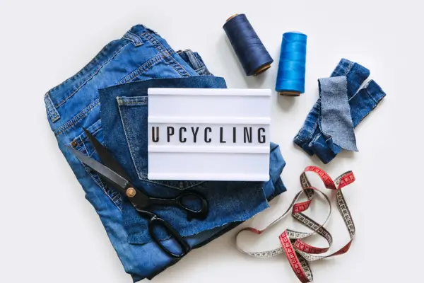 Upcycling how to give your old clothes a new life